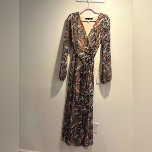 Hutch V neck Butterfly Dress with long sleeves - Large